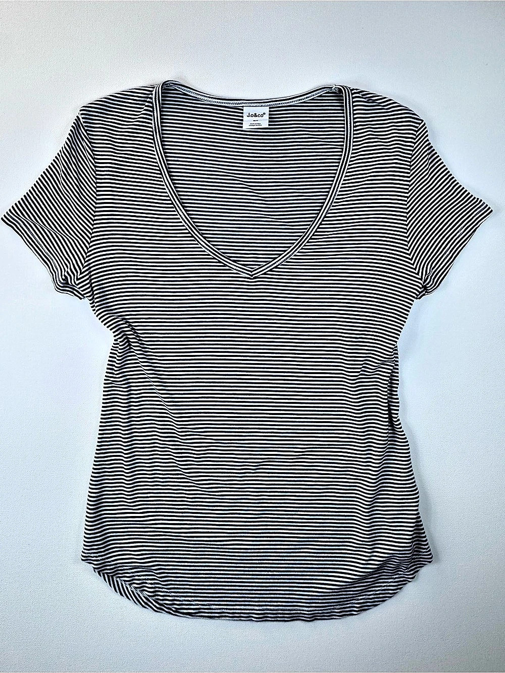 J.O&CO Striped V Neck Short Sleeve Tee Tunic Top Black Striped Rayon Medium